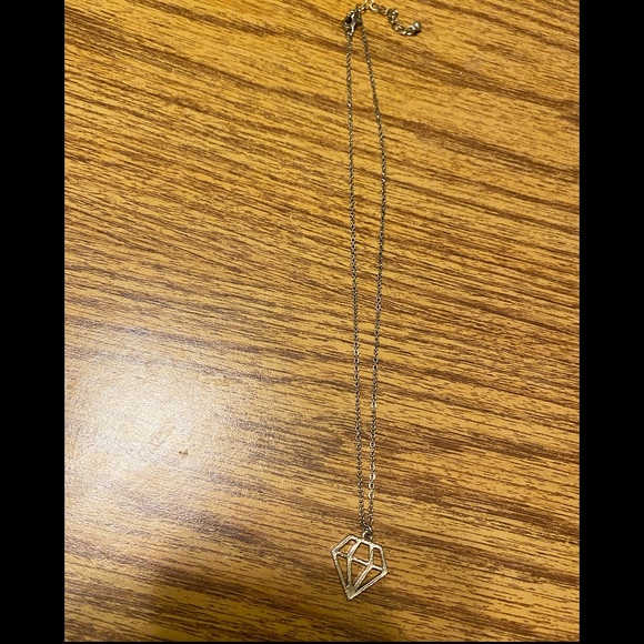 Necklace, Diamond shape - Picture 2 of 2